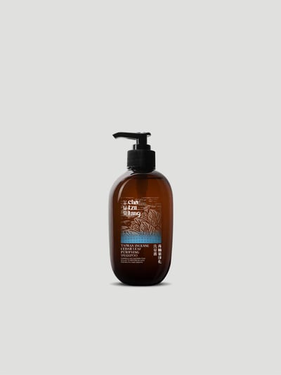 【茶籽堂】胭脂馬年度版畫禮盒(肖楠葉沐浴+洗髮)330ml2
