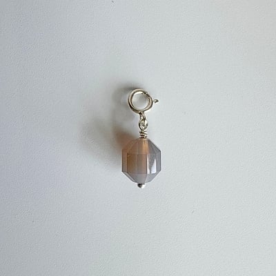 Grey Serenity 墜飾1