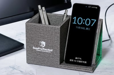 無線充電筆筒1
