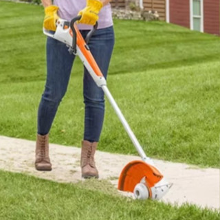 FSA30充電式割草機2