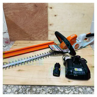 HSA30充電式修籬機1