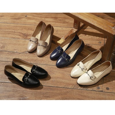 karine(MIT台灣製)全真皮飾釦後踩兩穿低跟樂福鞋-爵士黑6