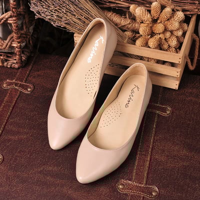 karine(MIT台灣製)全真皮尖頭內增高楔型鞋-駝色1