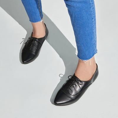 karine(MIT台灣製)全真皮尖頭綁帶內增高德比鞋-黑色6