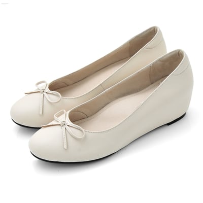 karine(MIT台灣製)全真皮格紋內增高楔型娃娃鞋-優雅白3