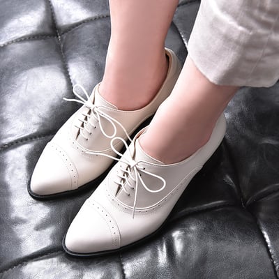 karine(MIT台灣製)全真皮綁帶牛津粗跟踝靴-米白色2