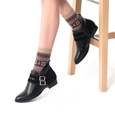 karine(MIT台灣製)全真皮拼接雙帶飾釦短靴-黑色5