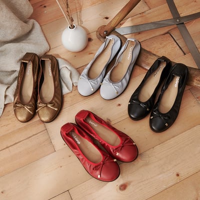 karine(MIT台灣製)全真皮金屬釦蝴蝶結厚底娃娃鞋-黑色2