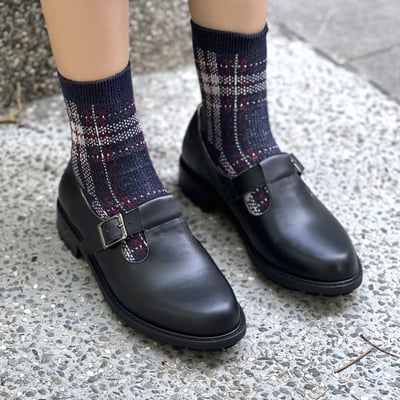 karine(MIT台灣製)全真皮釦帶T字瑪莉珍鞋-黑色1