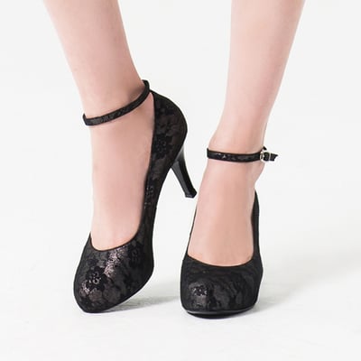 karine(MIT台灣製)全真皮2way繫踝低音高跟鞋-蕾絲黑2