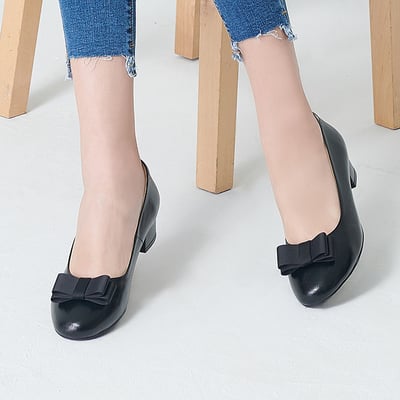 karine(MIT台灣製)全真皮緞帶蝴蝶結低跟包鞋-黑色3