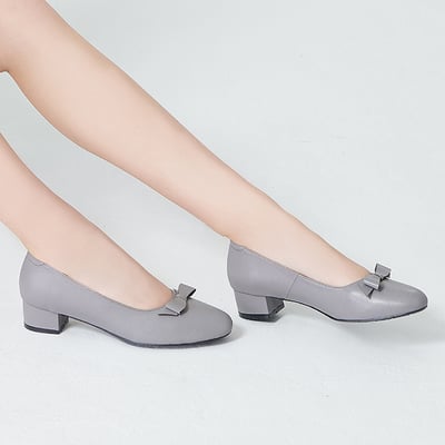 karine(MIT台灣製)全真皮蝴蝶結粗低跟包鞋-迷霧灰3