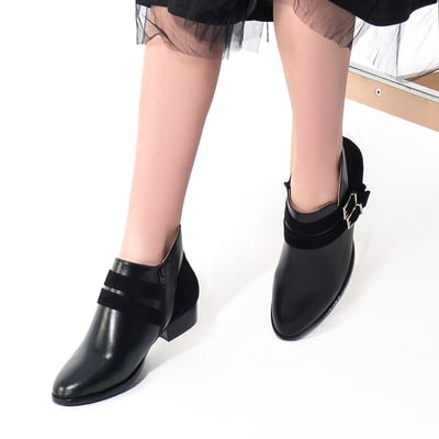 karine(MIT台灣製)全真皮拼接雙帶飾釦短靴-黑色3