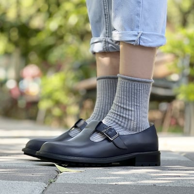 karine(MIT台灣製)全真皮釦帶T字瑪莉珍鞋-藏藍色2