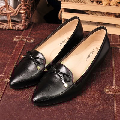 karine(MIT台灣製)全真皮尖頭蝴蝶結內增高楔型鞋-原皮黑色1