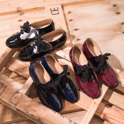 karine(MIT台灣製)全真皮拼色綁帶粗跟牛津鞋-炫銀黑6