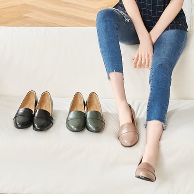 karine(MIT台灣製)全真皮素面低跟樂福鞋-小麥11