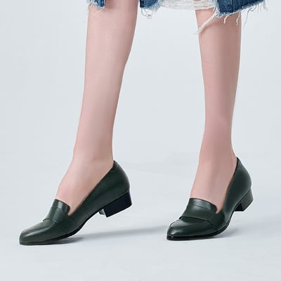 karine(MIT台灣製)全真皮素面低跟樂福鞋-橄欖綠4