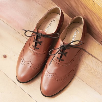 karine(MIT台灣製)全真皮綁帶低跟牛津鞋-棕色1