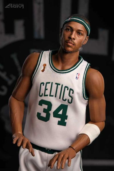 【預購】NBA 綠軍三巨頭—皮爾斯08奪冠套裝 X Aom5