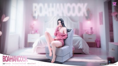 【預購】海賊王 "女皇 漢克克“ X 粉蝶設計組5