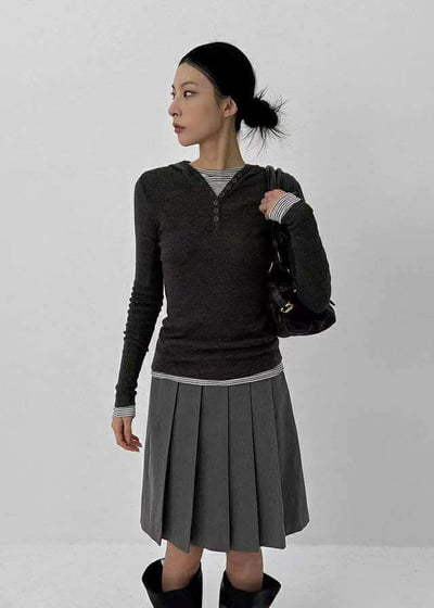 排釦連帽針織上衣 ( 3色 / 少量現貨 )20