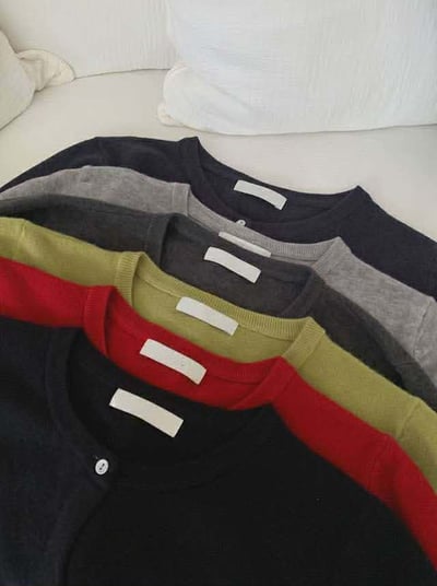 多WAY圓領排釦針織上衣 ( 6色 / 少量現貨 )24