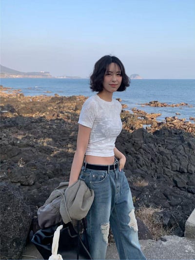 蕾絲花紋短袖上衣 ( 2色 )2