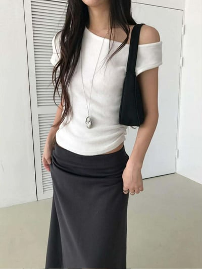 側抓皺不對稱上衣 ( 3色 )3