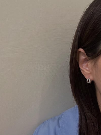 銀色雙線交疊耳環3