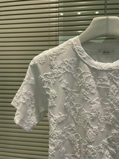 蕾絲花紋短袖上衣 ( 2色 )23