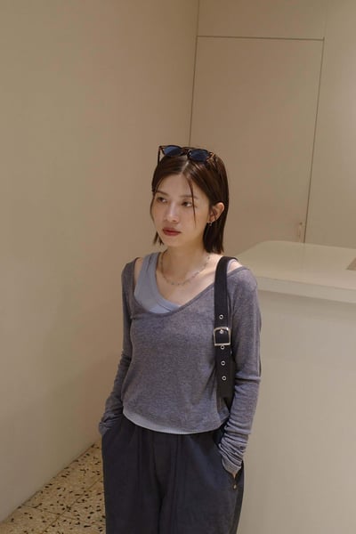 斜挖領薄長袖 ( 4色 )12