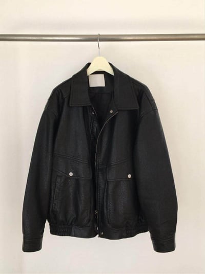 春款紋理感皮夾克23