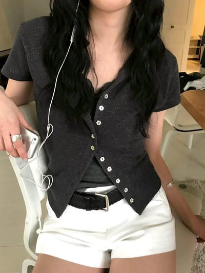 小花貝殼釦短袖衫 ( 3色 )6