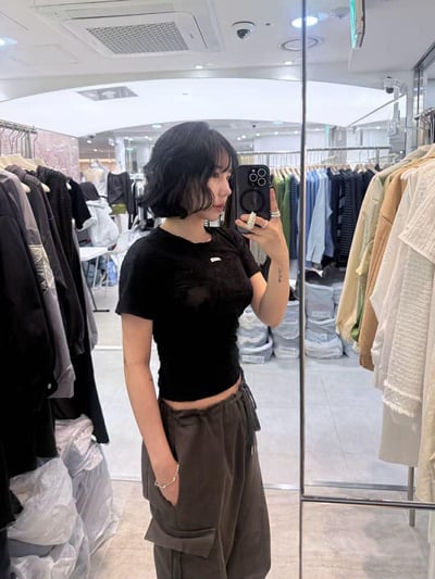 蕾絲花紋短袖上衣 ( 2色 )16