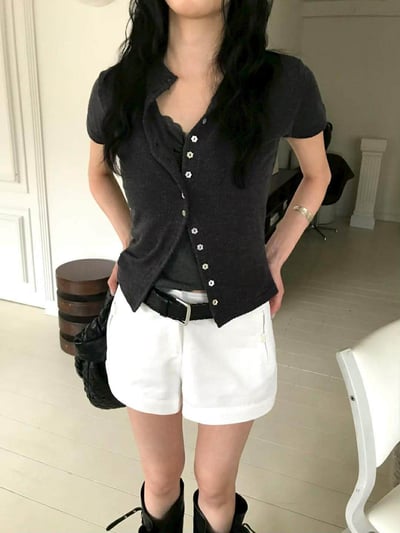 小花貝殼釦短袖衫 ( 3色 )2