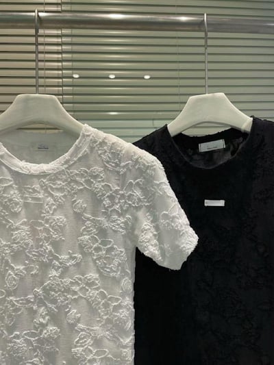 蕾絲花紋短袖上衣 ( 2色 )24