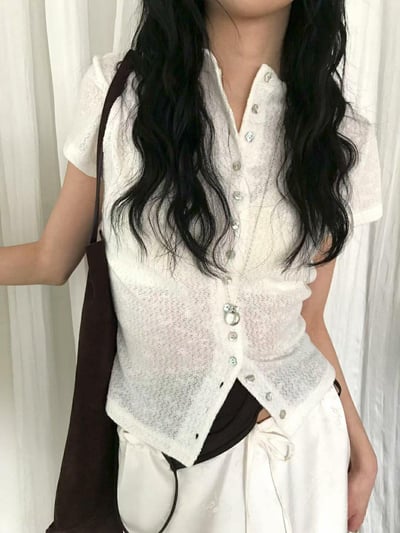 小花貝殼釦短袖衫 ( 3色 )20