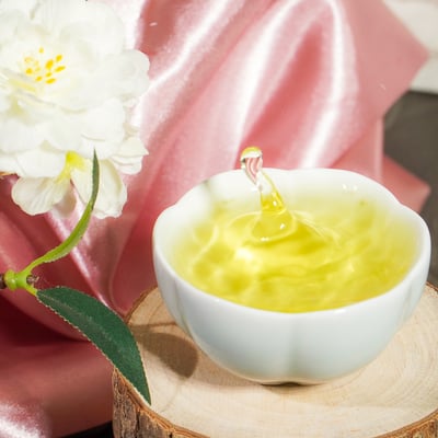 ├ 合歡山冬茶 ┤三斤送白玉側杯9