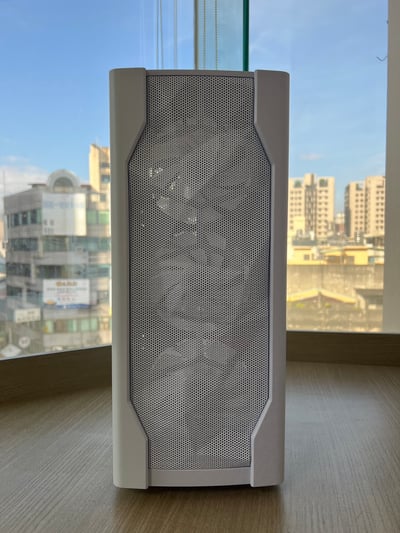 月繳2500起 RTX 2060 i5-9400f 高cp值 順跑各式槍戰遊戲 APEX 特戰 鬥陣 暗黑破壞神 LOL 通通都可2