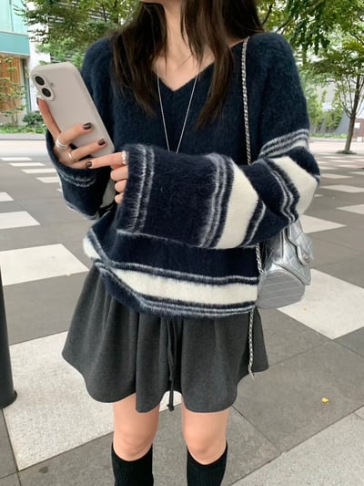 𝐍𝟏𝟗 藍莓千層派條紋毛衣🫐（𝟐 𝐜𝐨𝐥𝐨𝐫𝐬）7