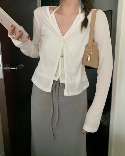 𝐀𝟐𝟎 氣質假兩件掛脖上衣💌 ( 𝟐 𝐜𝐨𝐥𝐨𝐫𝐬 )3
