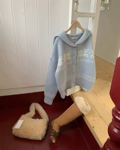 𝐃𝟏𝟑 𝐌𝐞𝐫𝐫𝐲 𝐂𝐡𝐫𝐢𝐬𝐭𝐦𝐚𝐬！聖誕花紋翻領毛衣🧑🏻‍🎄（𝟐 𝐜𝐨𝐥𝐨𝐫𝐬）4