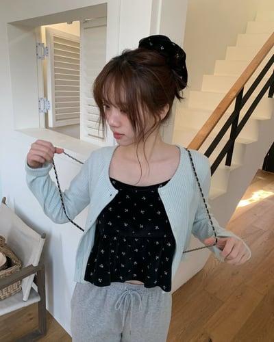 𝐃𝟎𝟏 薄荷野莓花邊針織衫🪴（𝟒 𝐜𝐨𝐥𝐨𝐫𝐬）2