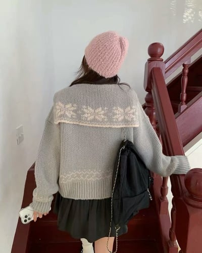 𝐃𝟏𝟑 𝐌𝐞𝐫𝐫𝐲 𝐂𝐡𝐫𝐢𝐬𝐭𝐦𝐚𝐬！聖誕花紋翻領毛衣🧑🏻‍🎄（𝟐 𝐜𝐨𝐥𝐨𝐫𝐬）8