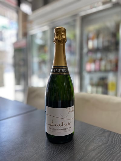 無酒精蘇維濃白氣泡酒Lautus勞特斯0.5%以下1