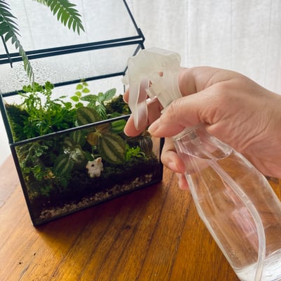 綿密水霧簡約噴霧罐1