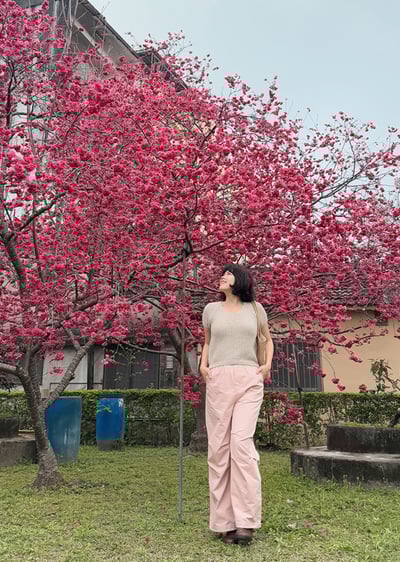 羊毛V領粗織上衣7