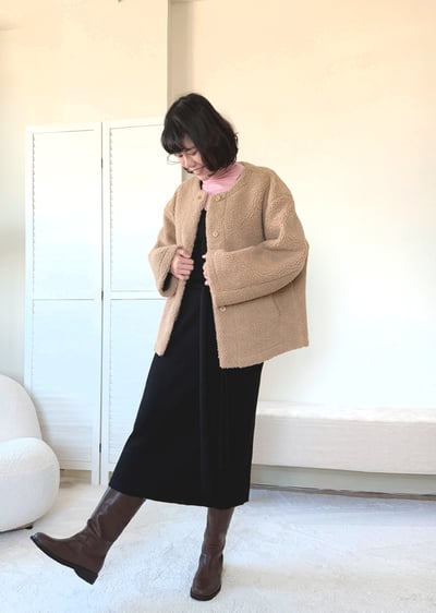 圓領廓型羊羔毛外套2