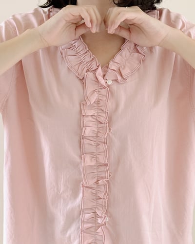 荷邊褶飾V領上衣4